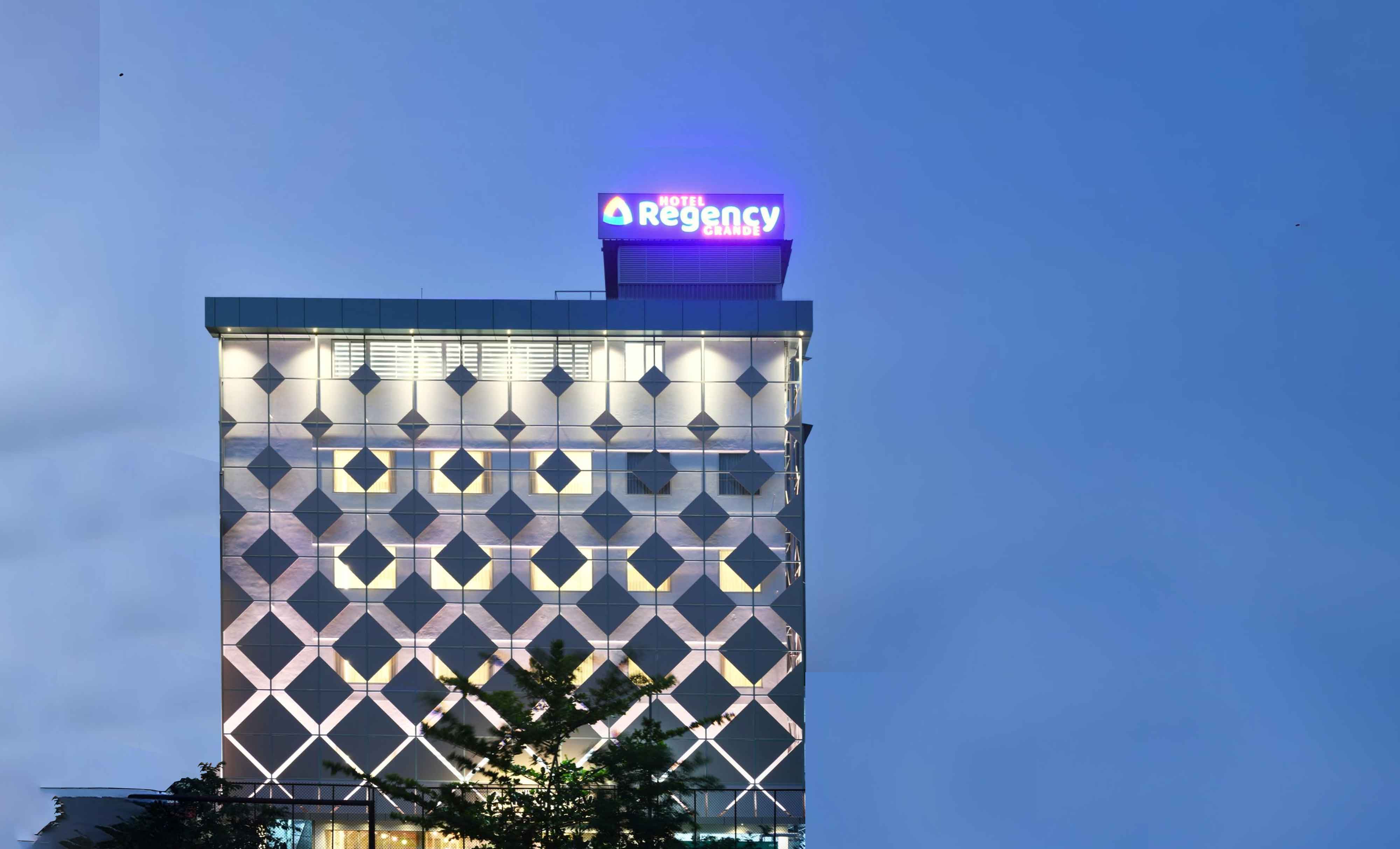 hotel-regency-grande-best-hotel-in-trivandrum-slider